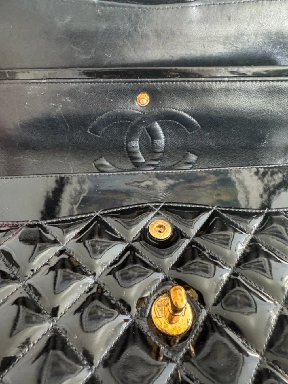 CHANEL Vintage Classic Doubr Bag w/ Flap and 24k Gold Hardware 2003 - Picture 6 of 11